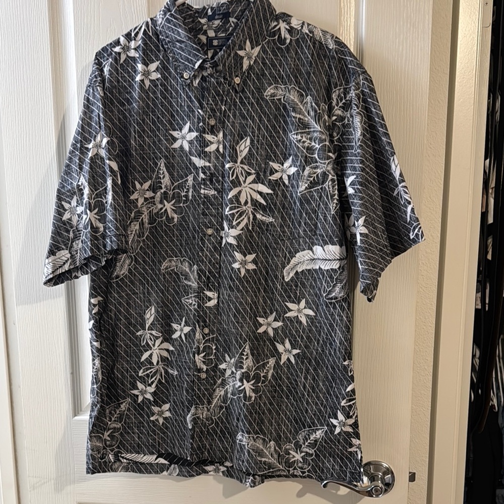 Reyn Spooner Black and White Casual Shirt